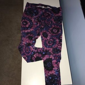 Soft cute leggings!!